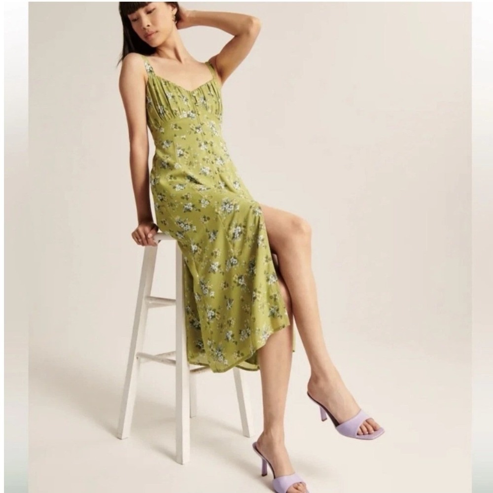 Abercrombie & Fitch Green Floral Midi‎ Dress Small NWT Sweetheart Pleated